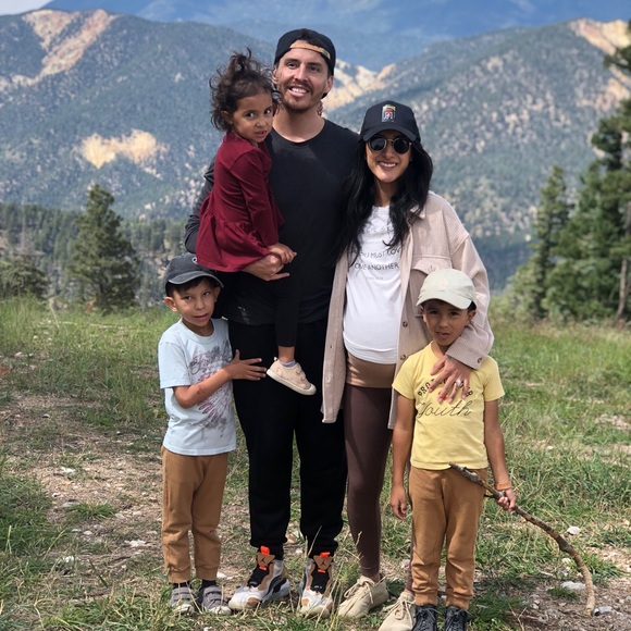 Meet your Posher, Dani - Picture 6 of 6